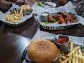 Negocio Sidelines Bar & Grill
